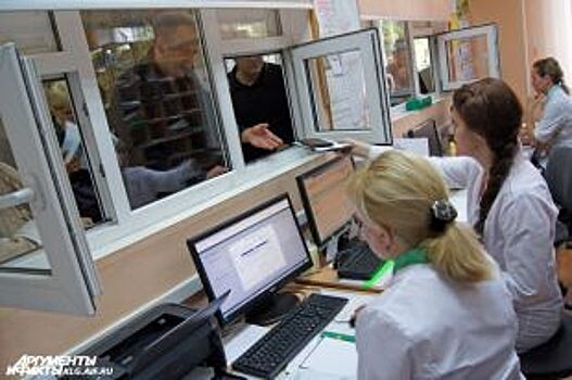 Больницы Калининграда определились с графиком работы на праздники в феврале