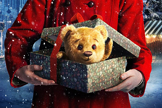 Живые плюшевые игрушки, милая девочка и Рождество в трейлере «Приключений Тедди»