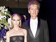 Сысоева пришла на закрытый коктейль журнала GQ в сексуальном платье-бандо, а Летучая — в джинсах-мом