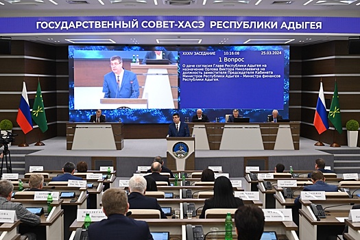 Мурат Кумпилов принял участие в заседании Госсовета-Хасэ Адыгеи