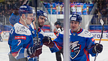 Хоккеисты «Лады» в овертайме обыграли «Автомобилист» в матче КХЛ