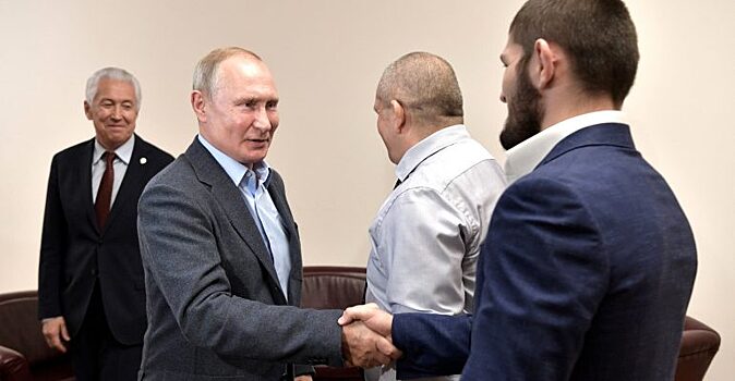 Нурмагомедов узнал у Путина, как тот снимает стресс после работы