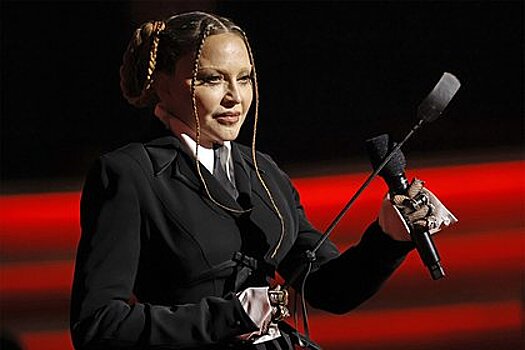 Лицо Мадонны на премии «Грэмми» смутило поклонников