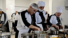 Обед по расписанию: военные повара показали кулинарное мастерство на профессиональном конкурсе