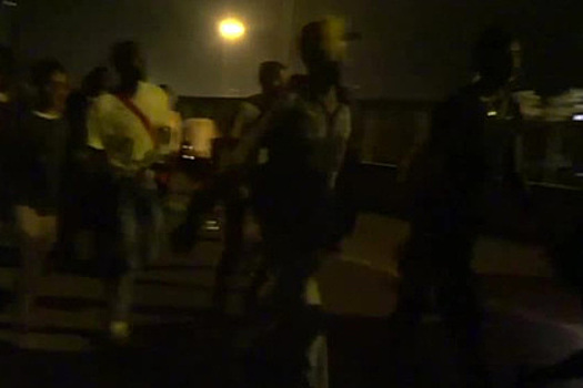 Итальянская полиция с помощью слезоточивого газа не пустила беженцев во Францию