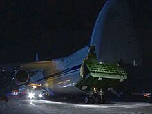Российский самолет с помощью для США прибыл в Нью-Йорк