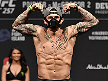 Дастин Порье нокаутировал Бенуа Сен-Дени на UFC 299