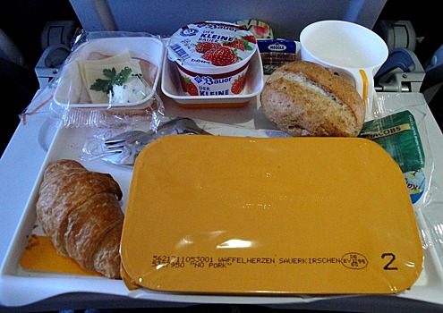 Какую еду берут в самолет российские туристы