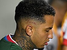 Суарес отреагировал на смерть уругвайского игрока, потерявшего сознание по ходу матча