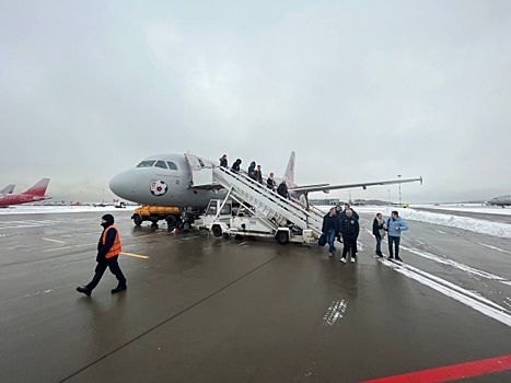 Рейс Москва – Мурманск задержали на 19 часов: причины