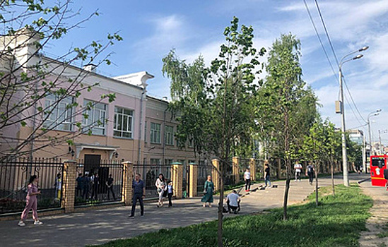 Несколько казанских школ проверяют после сообщений о заложенных бомбах