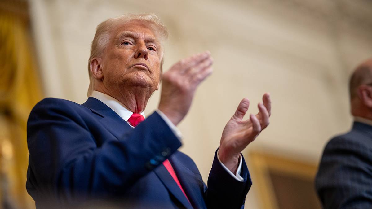 Bloomberg: Трамп заявил лидерам Европы, что убежден в победе России - EuroPress.news