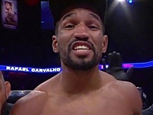 Bellator 190: Карвалью сокрушил Сакару, Овчинникова проиграла Лара
