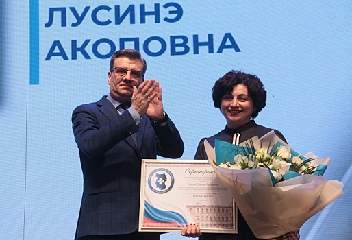 «В ваших руках наше здоровье и жизнь»: В Омске наградили лучших медиков региона