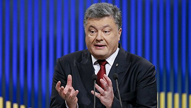 Порошенко увидел в ситуации с футболистом Зозулей «российский след»