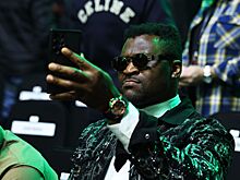 Бакли удивился решению Нганну отказаться от боя с Полом