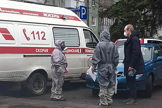 Москвич избил фельдшера скорой помощи из-за защитного костюма