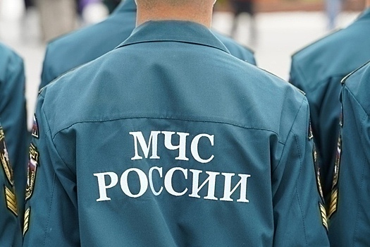 Ребенок спалил квартиру в российском городе, играя со свечами для торта