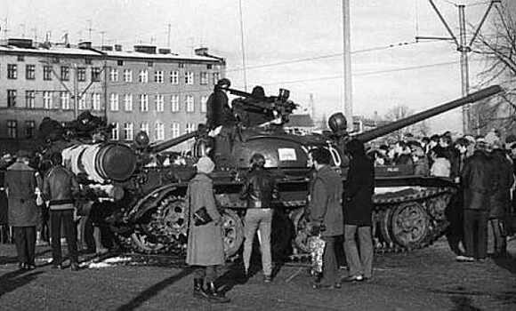 Военный переворот в Польше в 1981 году: почему СССР не ввел войска