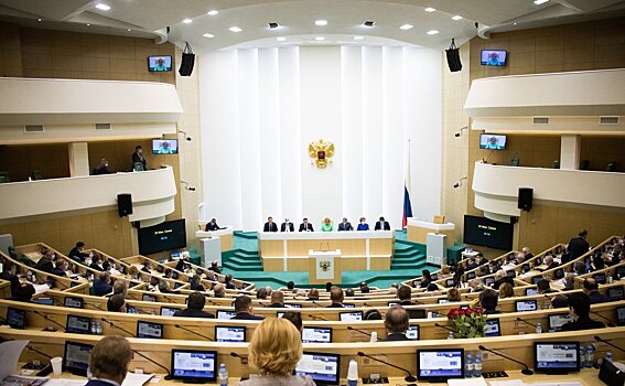 Политолог: Навальный переплюнул Володина и Матвиенко