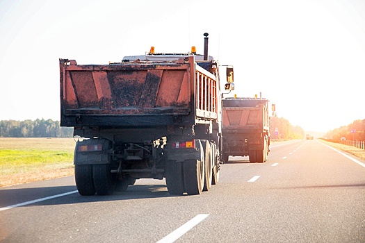 Локальную дорожную сеть страны нужно защитить от тяжелых большегрузов
