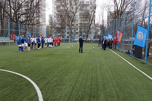 Футбольный турнир памяти Анатолия Махмутова прошел в Новогиреево