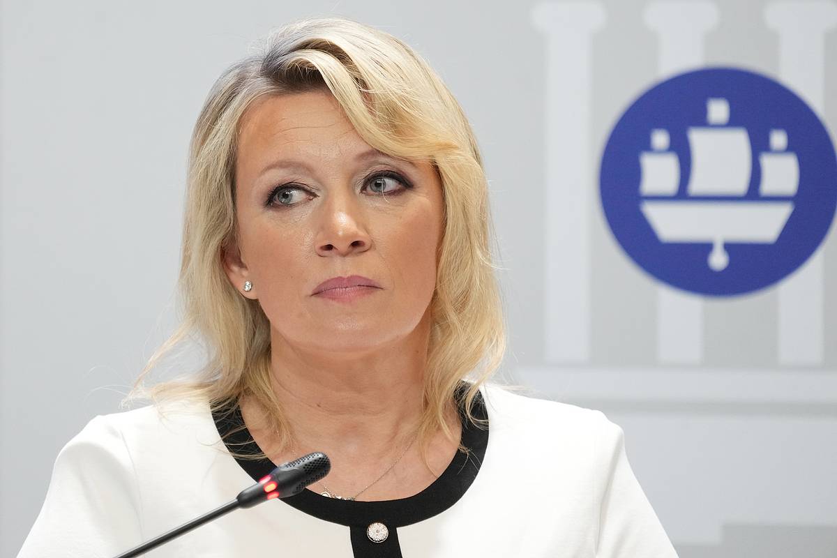 Захарова оценила обещания Запада Армении