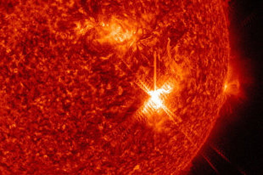 Из-за мощной вспышки на Солнце на Земле ухудшилась связь