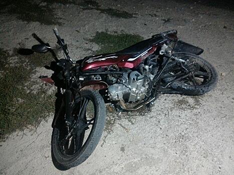 Под Анапой разбились на мотоцикле два подростка