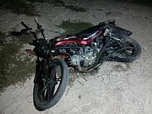 Под Анапой разбились на мотоцикле два подростка