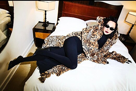 Галь Гадот приняла участие в смелой съемке