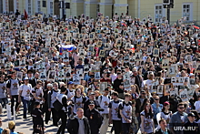 150 тысяч свердловчан прошли в «Бессмертном полку». Фоторепортаж