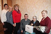 Двух ветеранов Зеленограда поздравили с 95-летними юбилеями