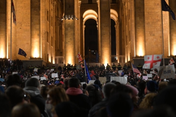 Протестующие дали властям Грузии один час, чтобы отозвать закон об иноагентах