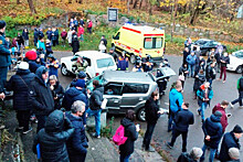 Инцидент под Калининградом: авто въехало в толпу