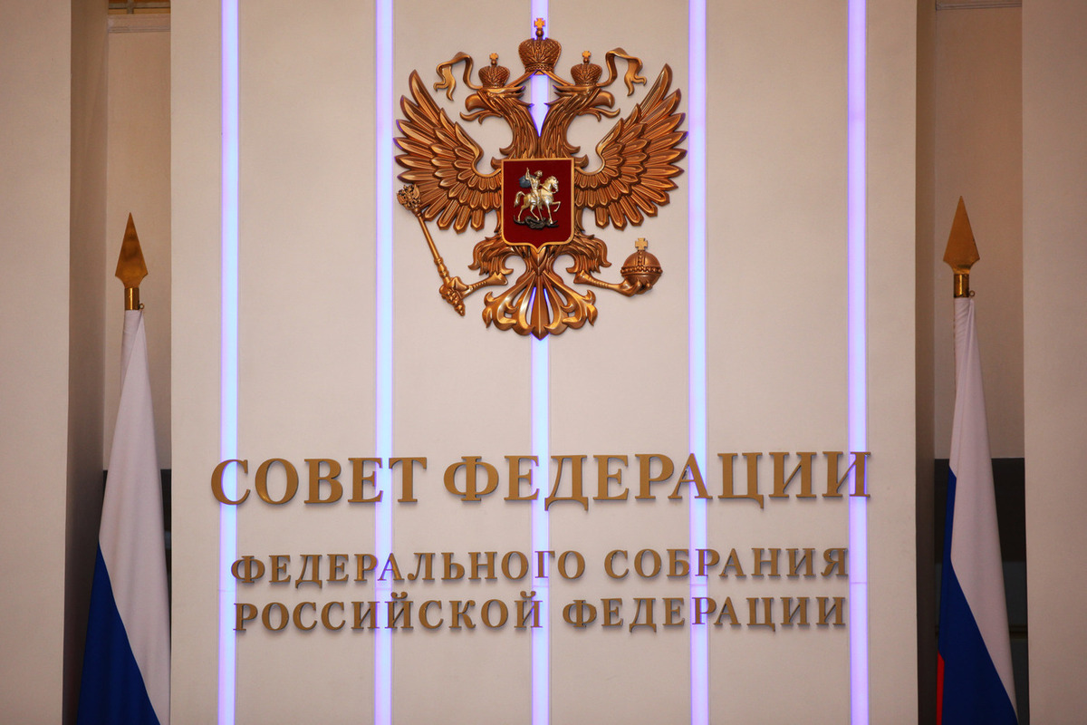 "Хотят покинуть бренную землю": в Совфеде пригрозили Европе исчезновением