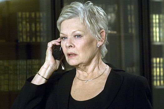 Актриса Джуди Денч заявила, что больше не гуляет в одиночестве из-за потери зрения