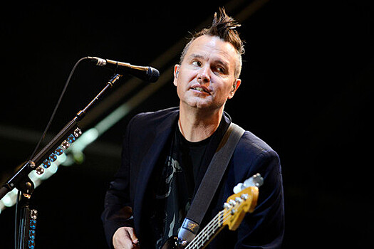 Фронтмен группы Blink 182 Хоппус рассказал, что химиотерапия спасла его