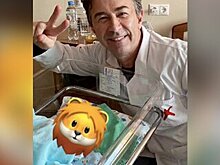 Сюткин опубликовал фото с новорожденным сыном