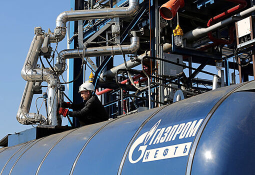 «Газпром» потерял на трубах 18 млрд рублей