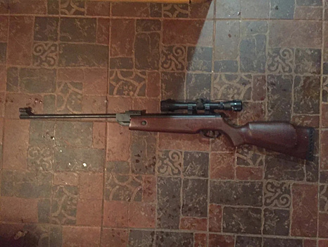 В Касимовском районе мужчина нашел подозрительное оружие в лесу