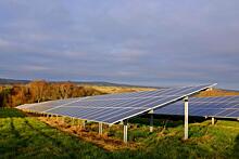 Британские власти решили запретить строить солнечные панели на фермерских землях: Новости ➕1, 10.10.2022