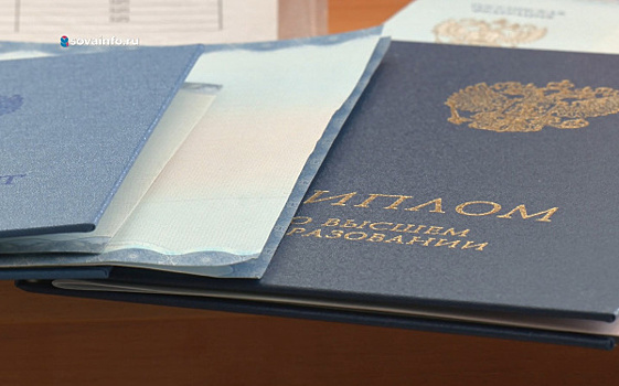 Геннадий Котельников оценил качество работы приемной комиссии в самарском вузе