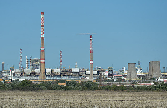 Болгария разрешит «Лукойлу» экспортировать нефть в ЕС, несмотря на эмбарго