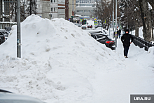 В Сургуте начали штрафовать коммунальщиков за плохую уборку снега на улицах