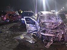 В Оренбурге столкнулись три машины, пострадали 7 человек