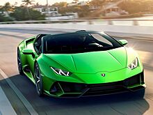 Блогеры показали спидометры Lamborghini Huracan Evo и Porsche 911 Turbo S при разгоне до 300км/ч