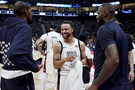 Чемпион НБА включил Стефена Карри в список Величайших игроков всех времён (GOAT)