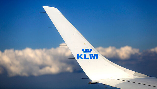 Авиакомпания KLM не пустила на борт пассажиров из-за указов Трампа