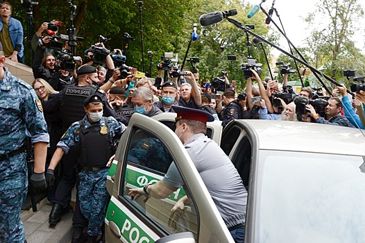 Суд изменил приговор попрощавшемуся с алкоголем Ефремову